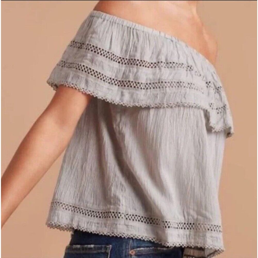 Wilfred Aritzia Hollande Off Shoulder Blouse in Gray, Size S